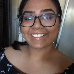 Meet your Posher, Stephanie